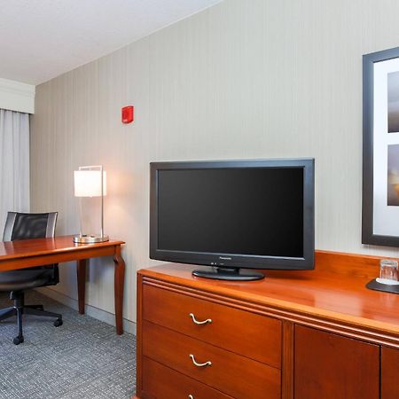 Courtyard By Marriott Roseville Galleria Mall/Creekside Ridge Drive Εξωτερικό φωτογραφία