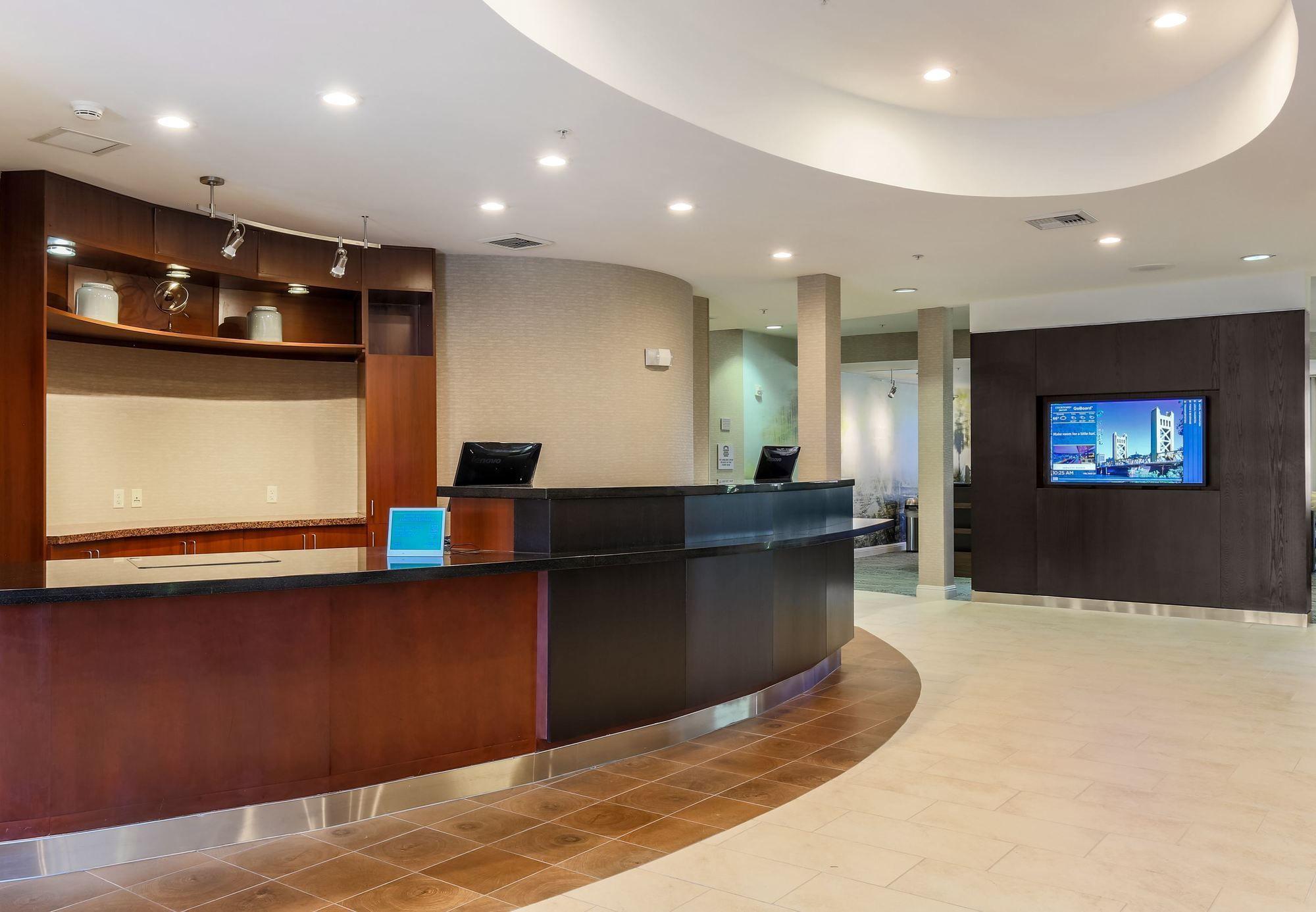 Courtyard By Marriott Roseville Galleria Mall/Creekside Ridge Drive Εξωτερικό φωτογραφία