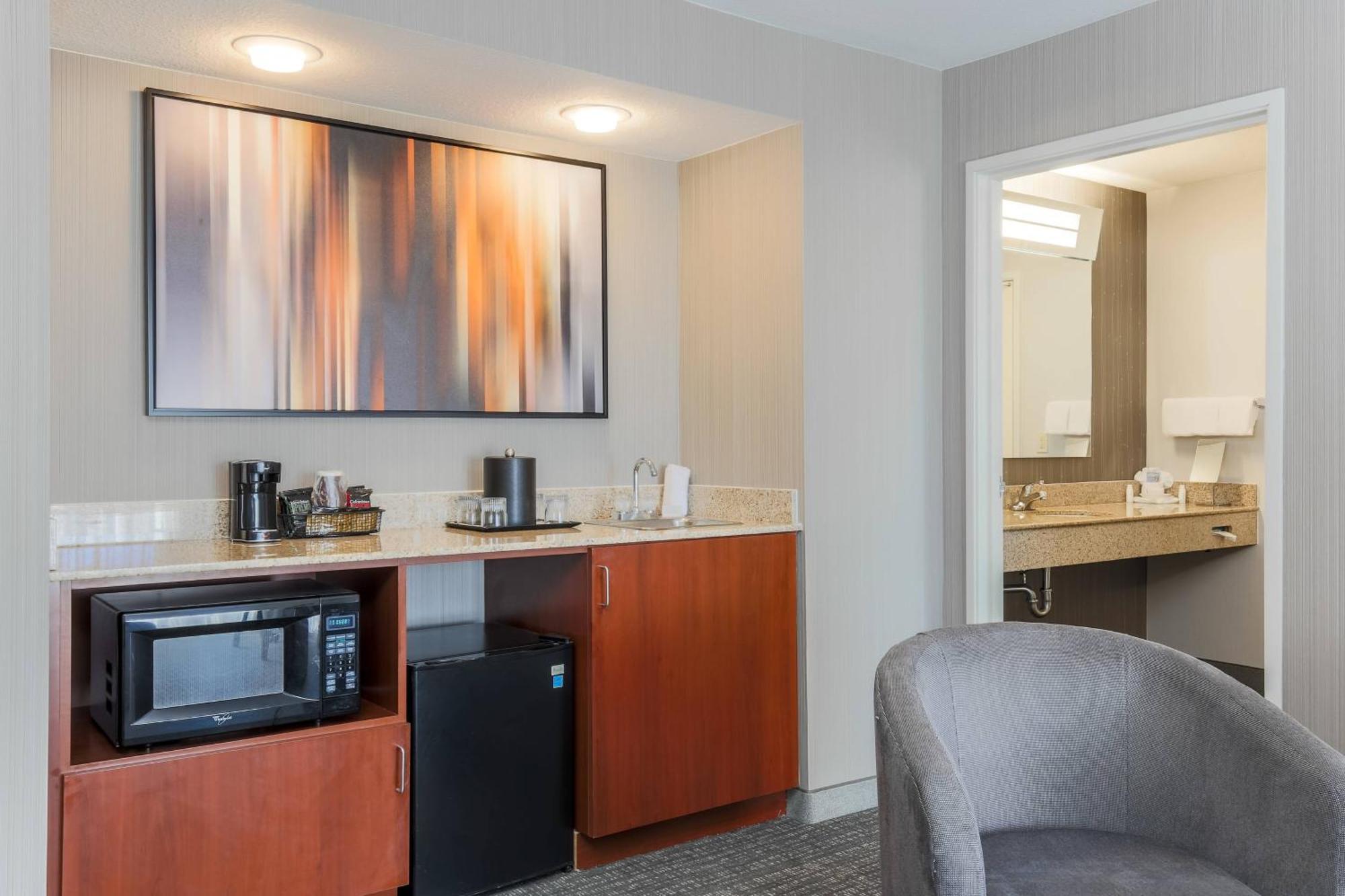 Courtyard By Marriott Roseville Galleria Mall/Creekside Ridge Drive Εξωτερικό φωτογραφία